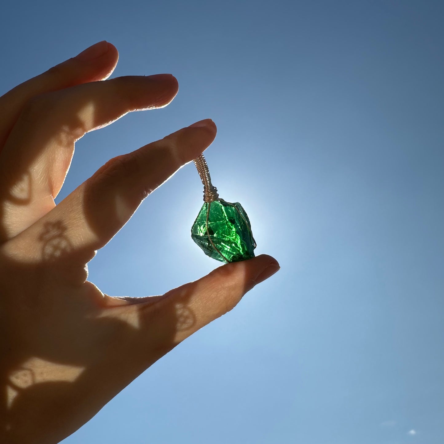|人手繞線| Andara 墨綠寶石吊墜(13g)|Andara Deep Green Charm Pendant With Hand - Wrapped Wire(13g)