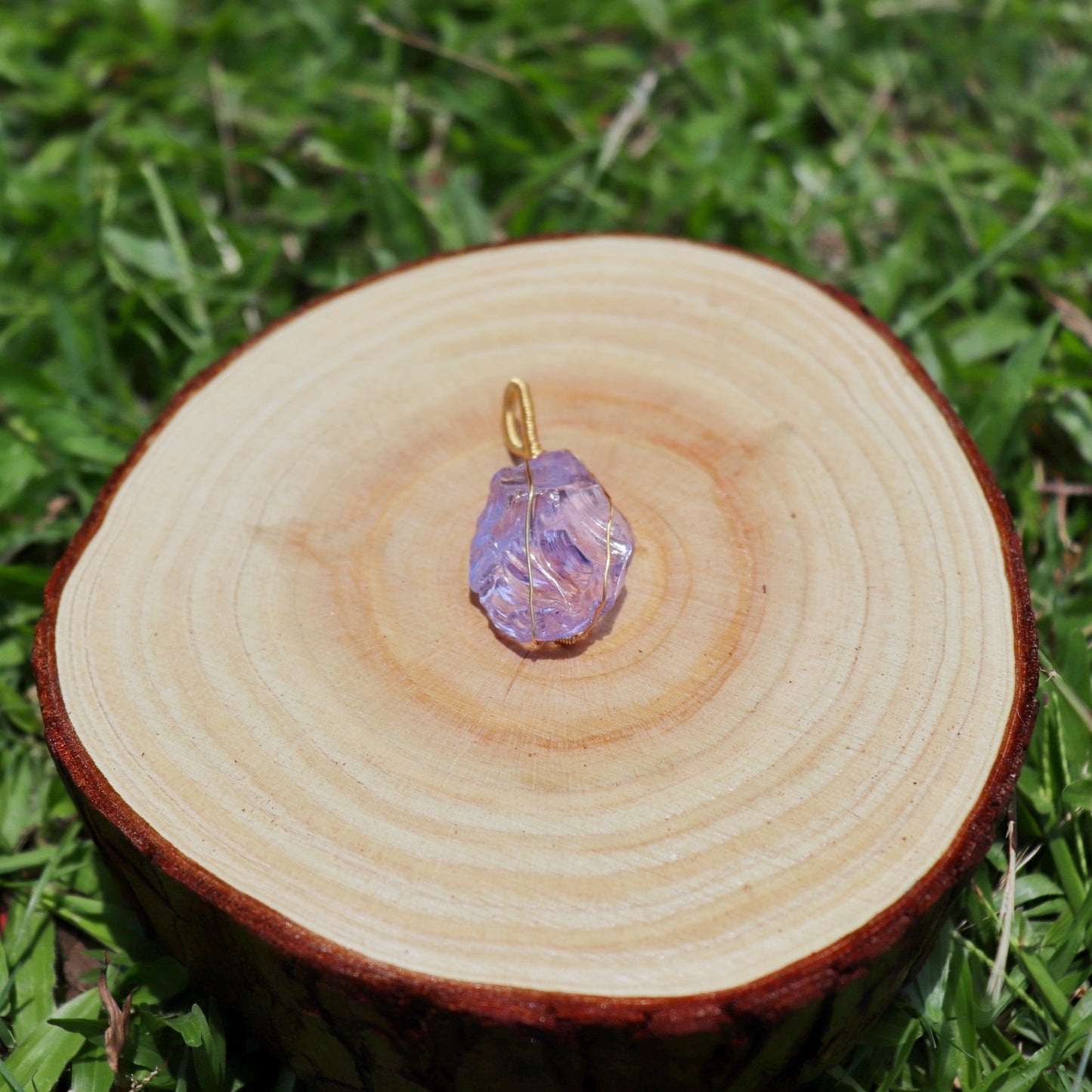 ｜人手繞線｜ Andara 淡紫水晶吊墜(9g)｜Andara Lilac Crystal Pendant (9g) With Hand - Wrapped Wire