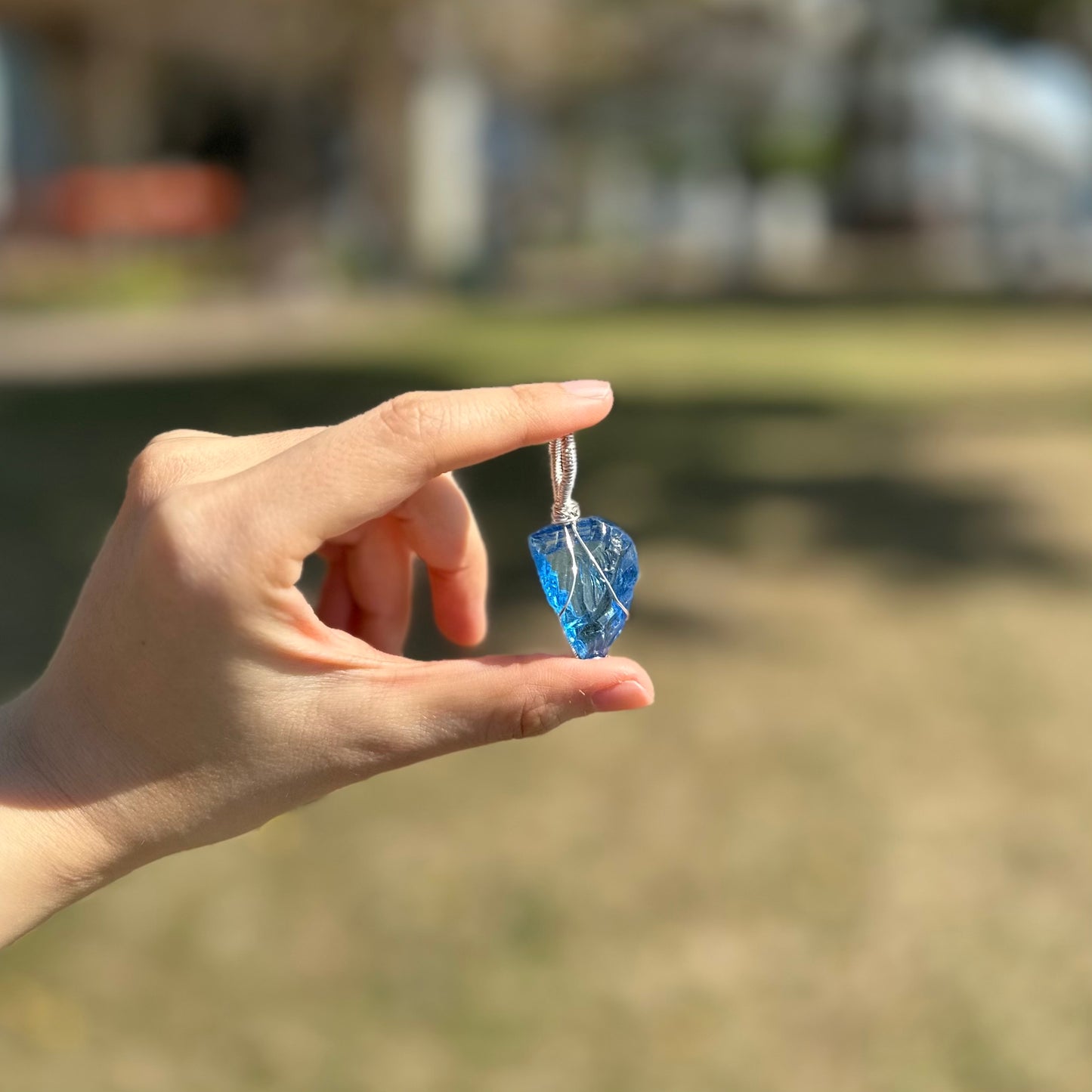 ｜人手繞線｜ Andara 藍晶吊墜(10.1g)｜Andara Blue Crystal Pendant With Hand - Wrapped Wire (10.1g)